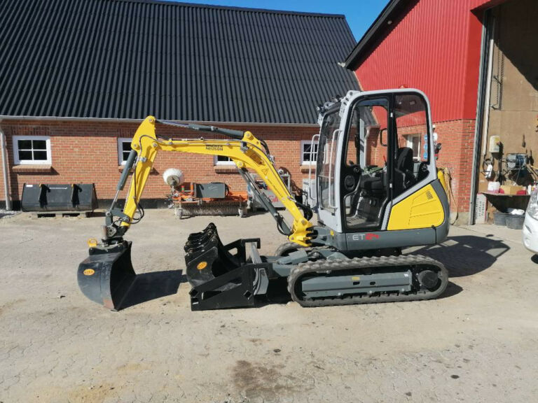 Мини экскаватор Wacker Neuson ET24. ТРАКПРОКАТ- аренда строительной техники. Компания ТРАКПРОКАТ  осуществляет продажу, аренду и сервис строительной техники ведущих мировых производителей в Москве. Мы предоставляем в аренду наиболее востребованные модели строительной техники.