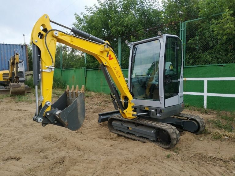Мини экскаватор Wacker Neuson EZ26