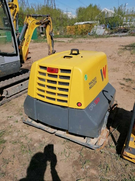 Виброплита дизельная реверсивная DPU130