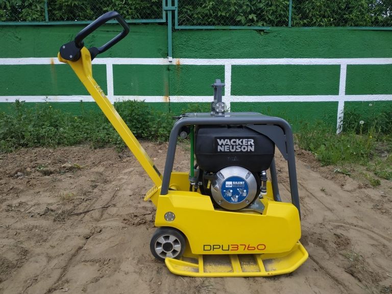Виброплита дизельная реверсивная DPU3760