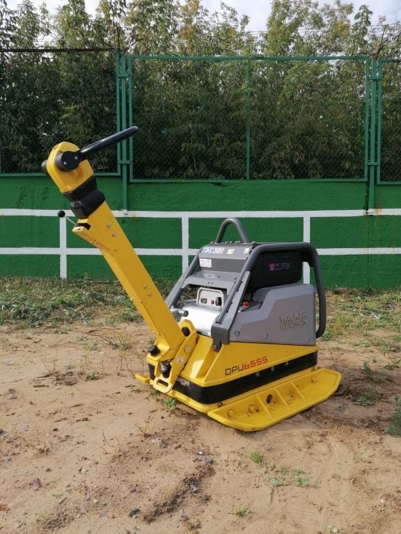 Виброплита дизельная реверсивная DPU6555
