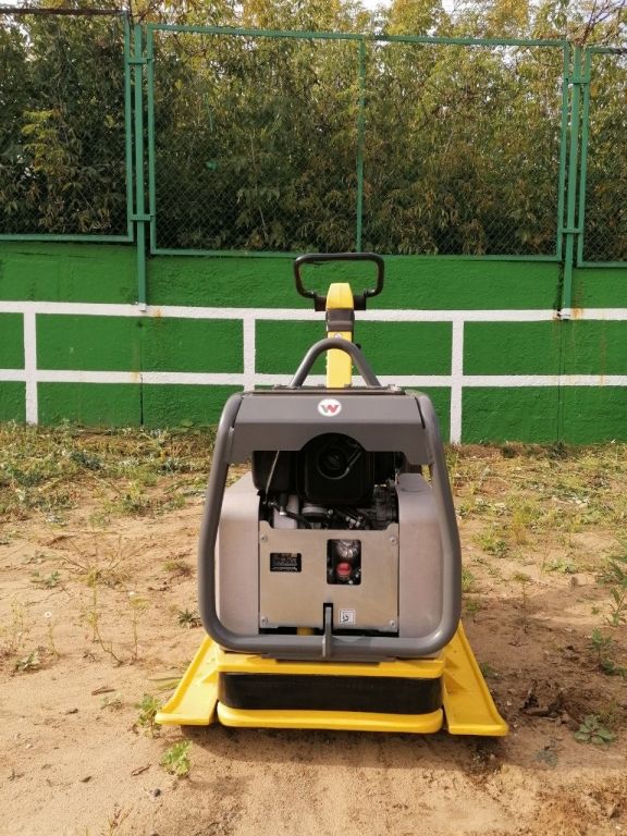 Виброплита дизельная реверсивная DPU6555
